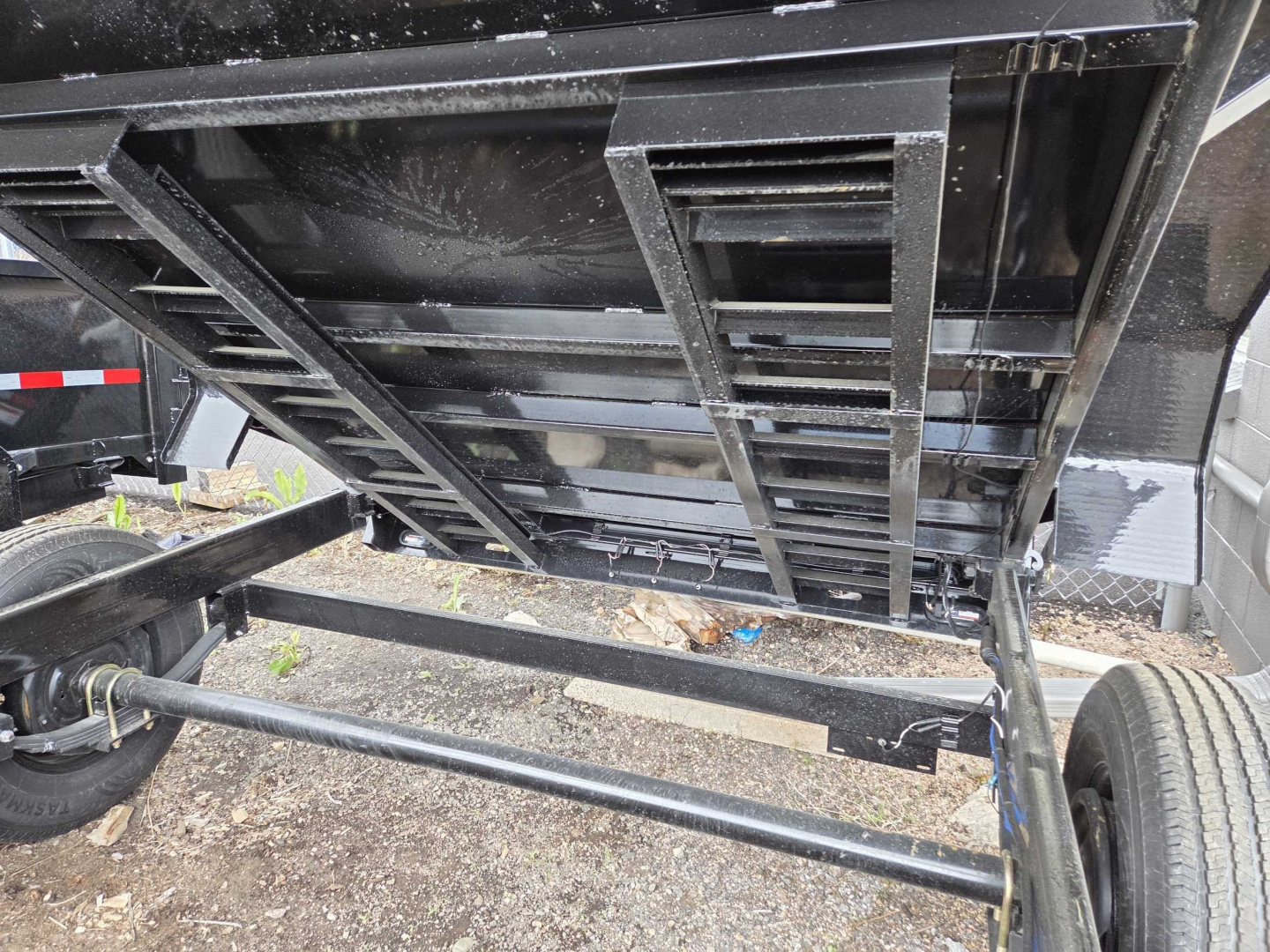 New 2025 U-Dump 831414LPT Dump Trailer