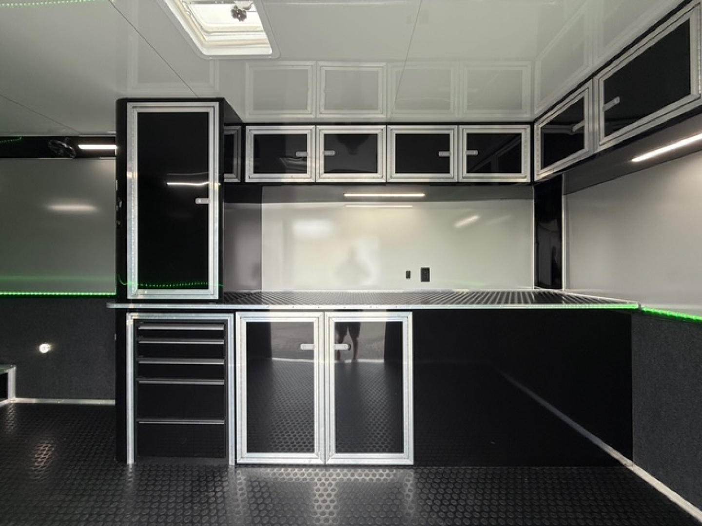 New 2025 RC TRAILERS 8.5X34 RACE TRAILER