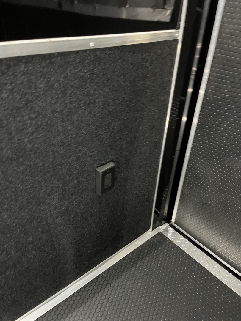 New 2026 Haulmark 34 Bathoom Race Trailer, Air Prep PKG, Awning, Polycor, Insulated, Window, 54" ALX Slide Out Step, A/C + Heat