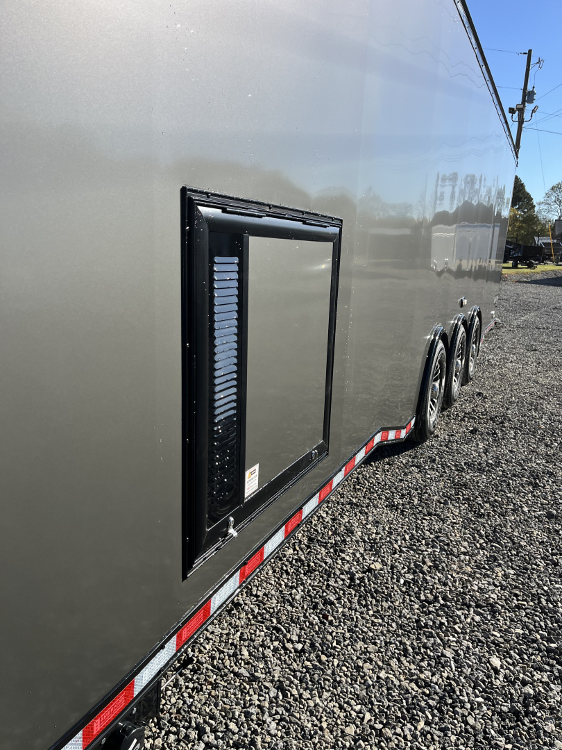 New 2026 Haulmark 34 Bathoom Race Trailer, Air Prep PKG, Awning, Polycor, Insulated, Window, 54" ALX Slide Out Step, A/C + Heat