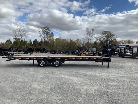 New 2026 Diamond C Trailers FMAX212L30X102HDT (102" X 30') 25.9K (Pacesetter Ed.) Hydraulic Dovetail Flatbed Trailer