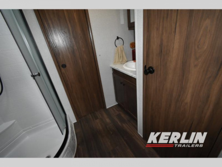 New 2026 Bison Ricochet RC18T16