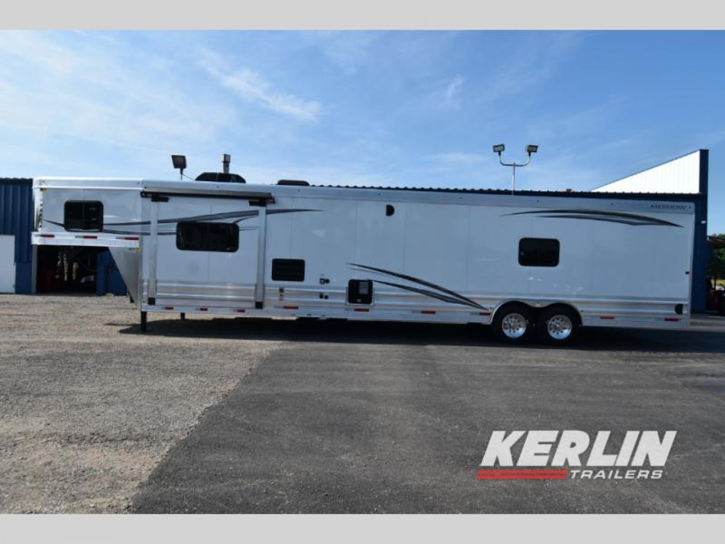 New 2025 Merhow Sporthauler 8M1442