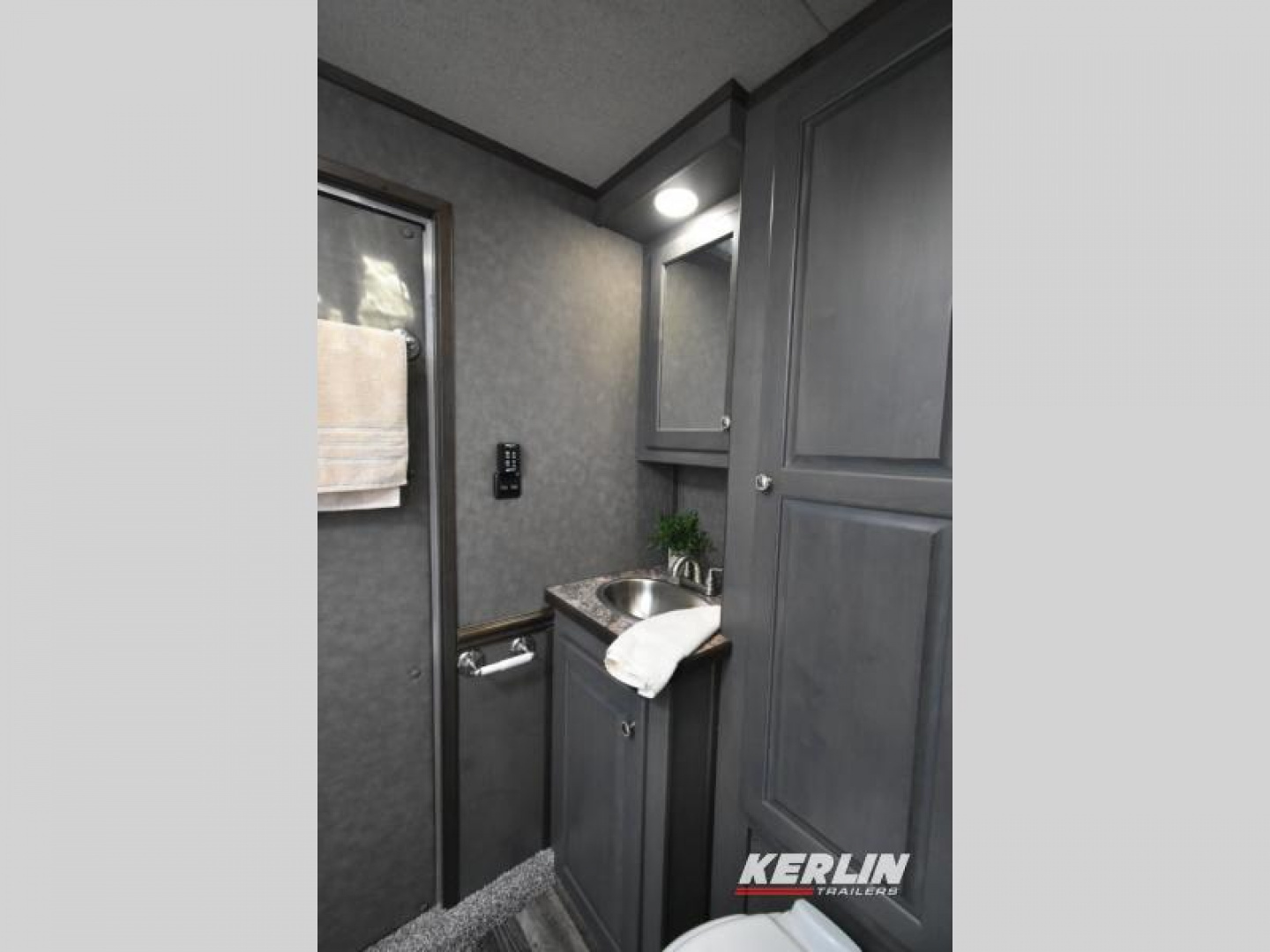 New 2025 Merhow Sporthauler 8M1442