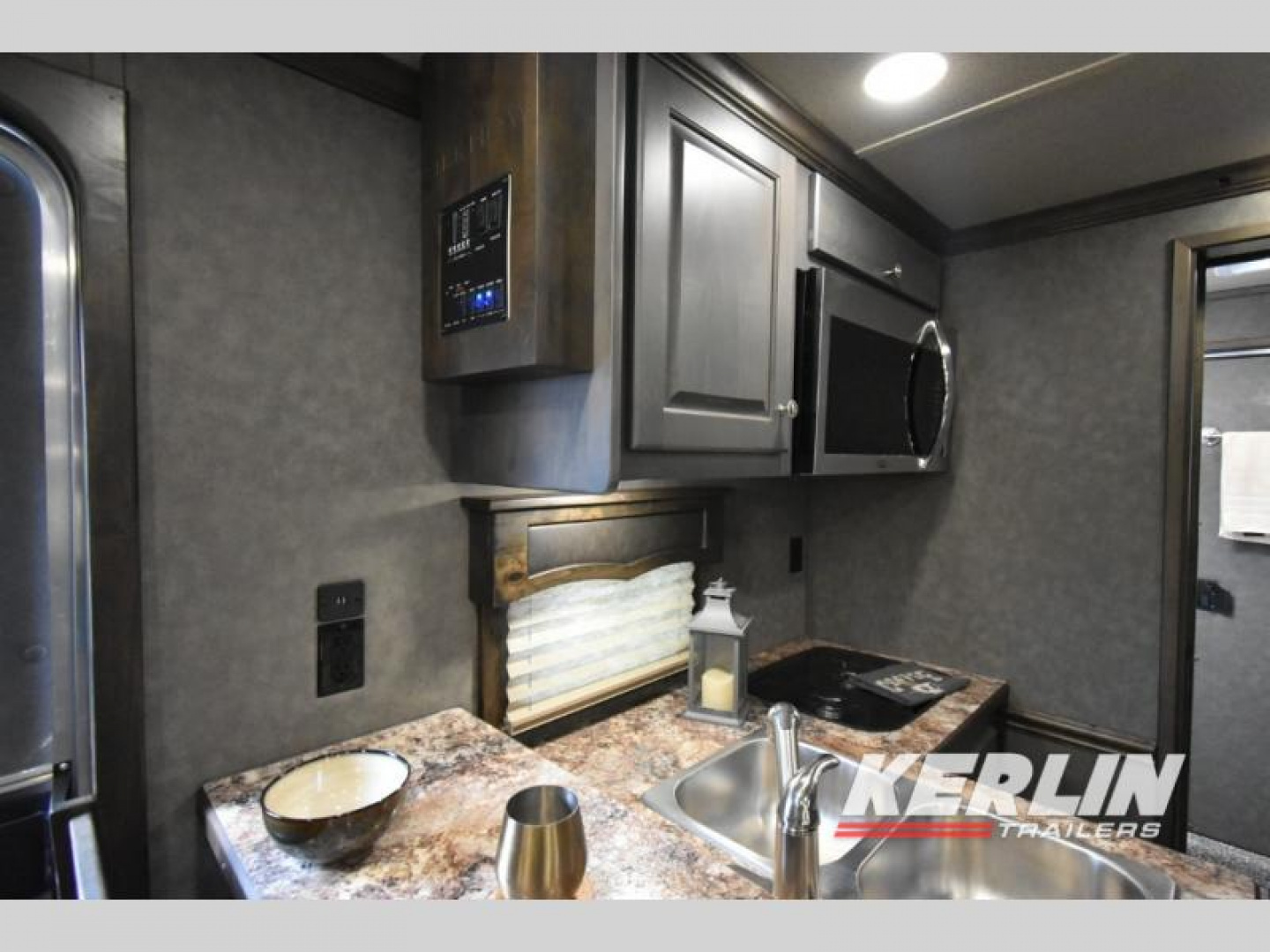 New 2025 Merhow Sporthauler 8M1442