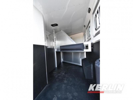 New 2025 Lakota Charger 8313 RKB