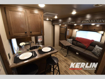 New 2025 Lakota Charger 8313 RKB