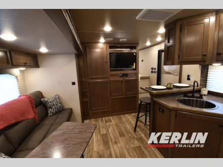 New 2025 Lakota Charger 8313 RKB