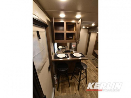 New 2025 Lakota Charger 8313 RKB