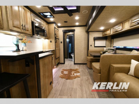 New 2025 Lakota Bighorn 8417T