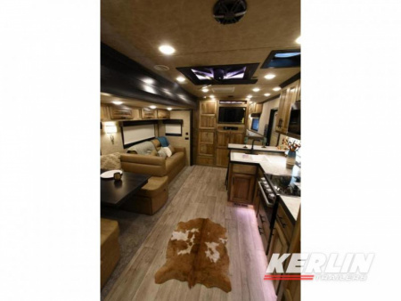 New 2025 Lakota Bighorn 8417T