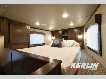 New 2025 Lakota Charger 8149 STK