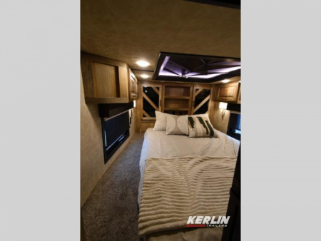 New 2025 Lakota Bighorn 8315 FK