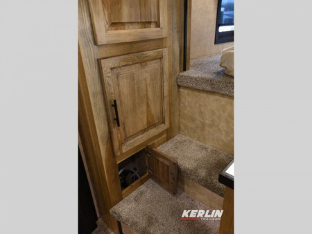 New 2025 Lakota Bighorn 8315 FK