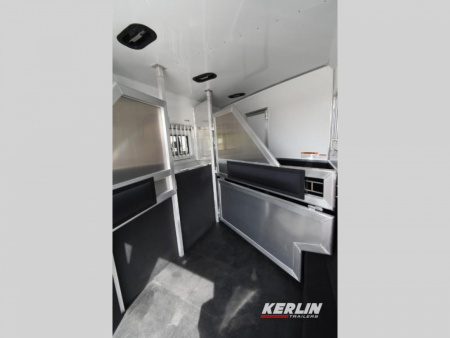 New 2026 Lakota Infinity 8313 SR