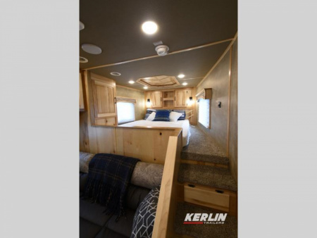 New 2026 Lakota Infinity 8313 SR