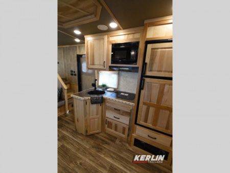 New 2026 Lakota Infinity 8313 SR