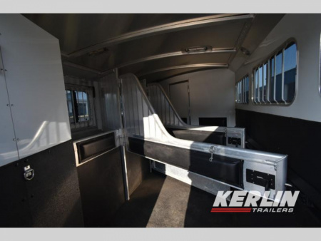 Used 2014 4 Star Sierra 3 horse