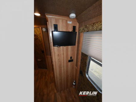 Used 2014 4 Star Sierra 3 horse