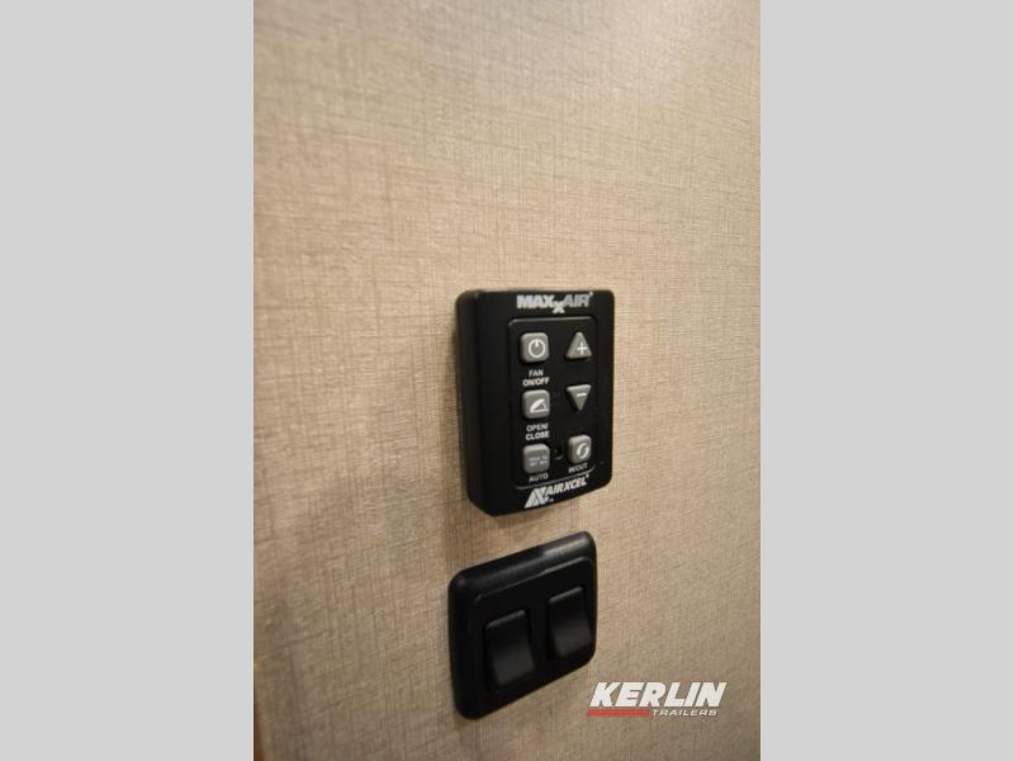 New 2026 Lakota Charger 8413