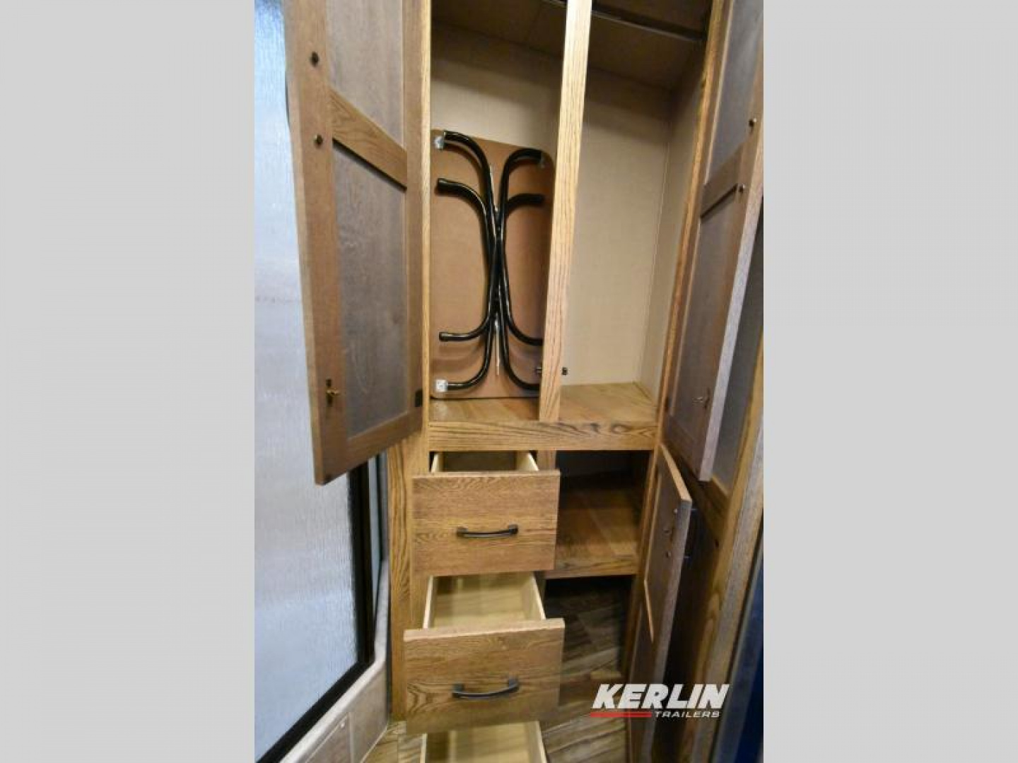 New 2026 Lakota Charger 8413