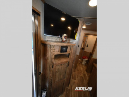 New 2026 Lakota Charger 8413