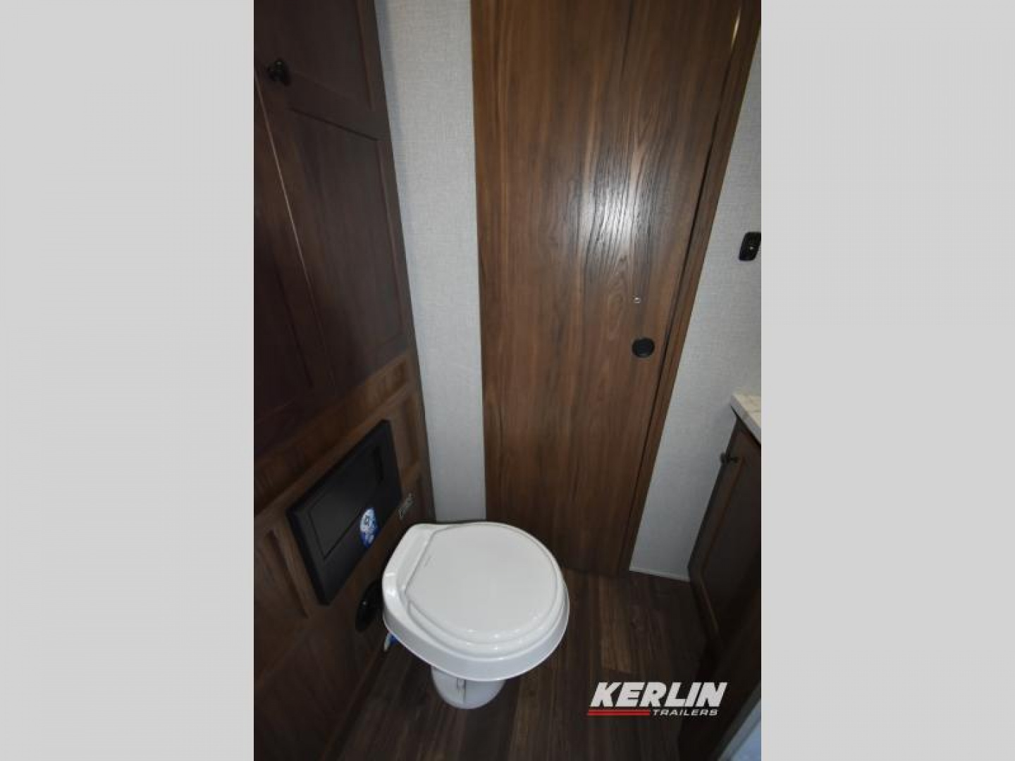 New 2026 Bison Trailers Trailhand TH71116.S Stock Combo Horse Trailer