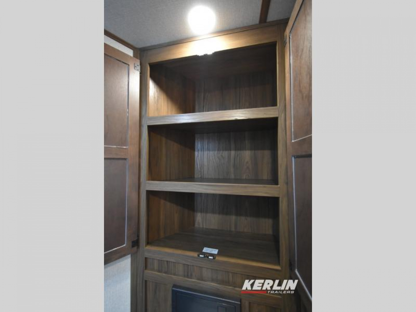 New 2026 Bison Trailers Trailhand TH71116.S Stock Combo Horse Trailer