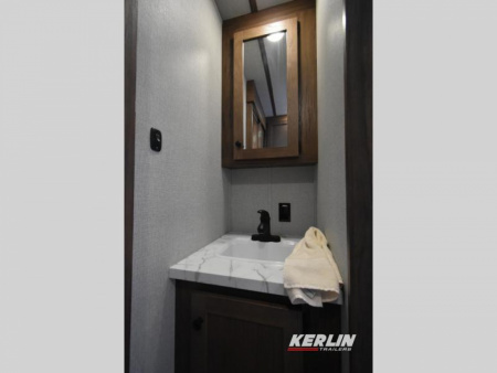 New 2026 Bison Trailers Trailhand TH71116.S Stock Combo Horse Trailer