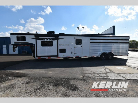 New 2026 Bison Trailers Trailhand TH71116.S Stock Combo Horse Trailer