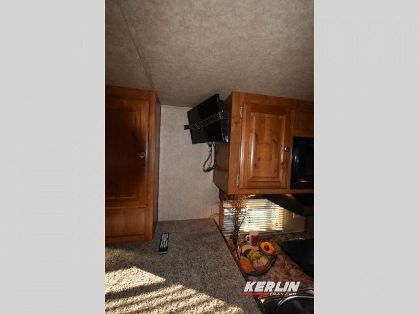 Used 2015 Kiefer Genesis 8410