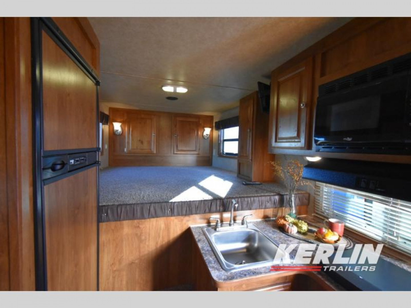 Used 2015 Kiefer Genesis 8410