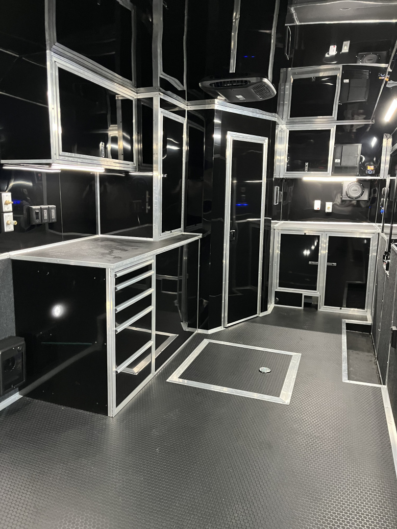 New 2026 Haulmark 34 Bathoom Race Trailer, Air Prep PKG, Awning, Polycor, Insulated, Window, 54" ALX Slide Out Step, A/C + Heat