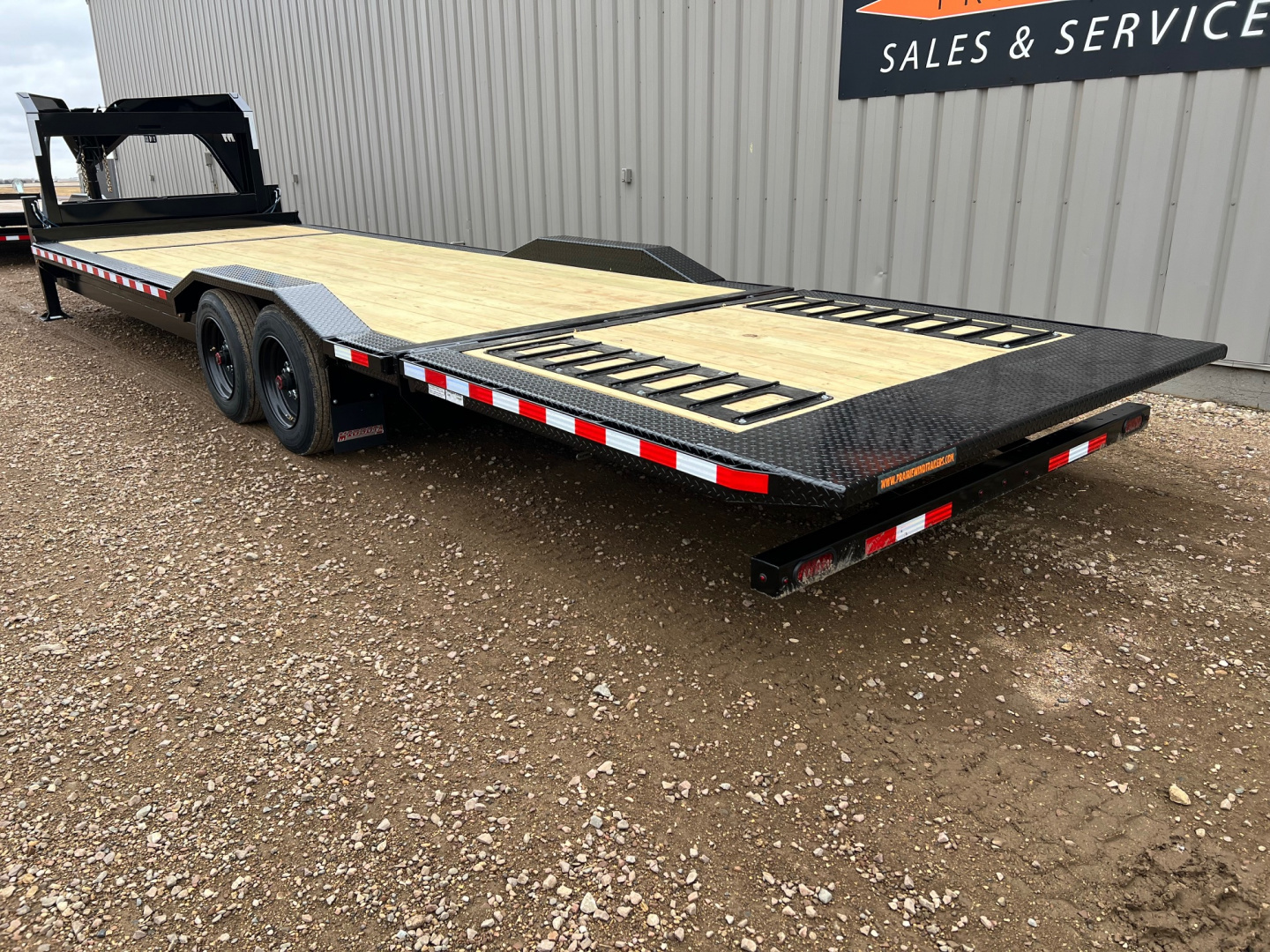 New 2026 Midsota 28' Hydraulic Tail Gooseneck Equipment Trailer