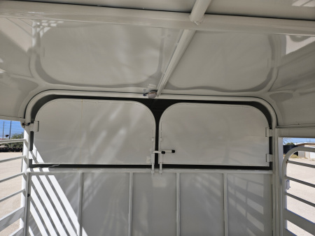 New 2025 Gooseneck Trailer 17.5K 24' Stock Trailer