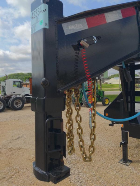 Used 2023 Big Tex Trailers 22GNHD Equipment Trailer