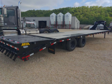 Used 2023 Big Tex Trailers 22GNHD Equipment Trailer