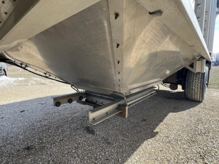 Used 2022 Cornhusker HOPPER Grain Hopper
