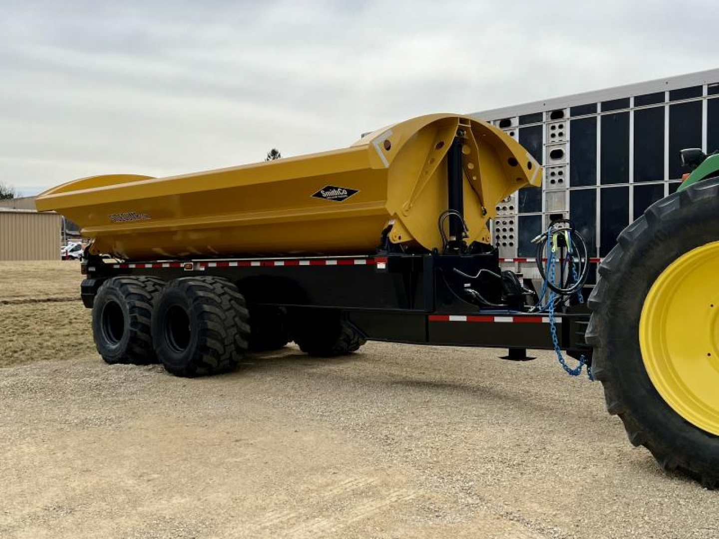 New 2024 SmithCo CP30 Side Dump Trailer