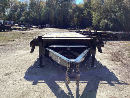 New 2026 Diamond T 10224DO140 Deckover Trailer