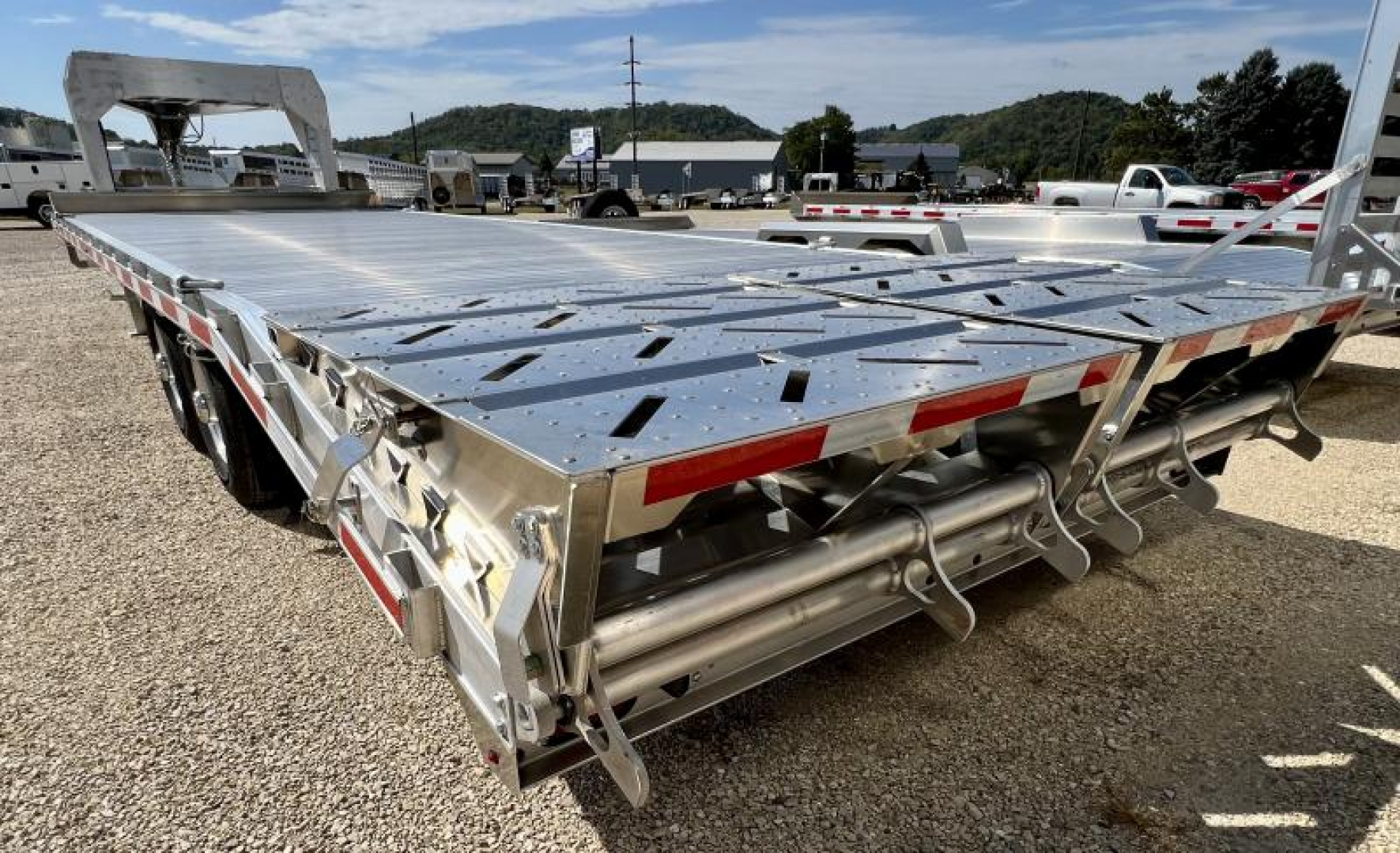 New 2024 Eby Trailers GN16K Flatbed Trailer