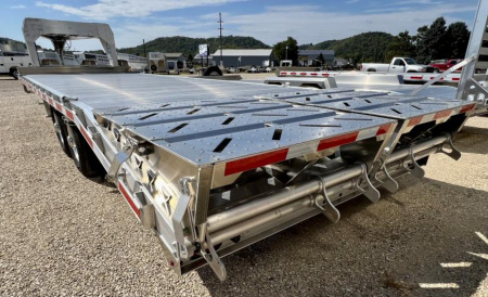 New 2024 Eby Trailers GN16K Flatbed Trailer