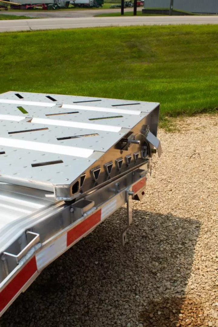 New 2025 EBY DO16K Flatbed Trailer