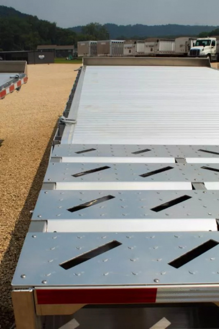 New 2025 EBY DO16K Flatbed Trailer