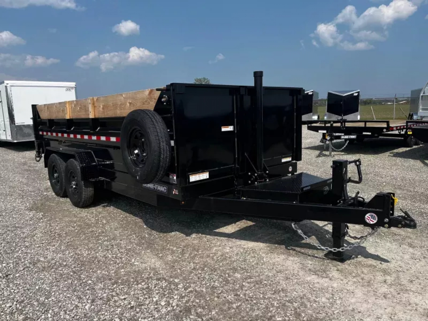 New 2025 Sure-Trac 82"x16 14K Telescopic Dump Trailer