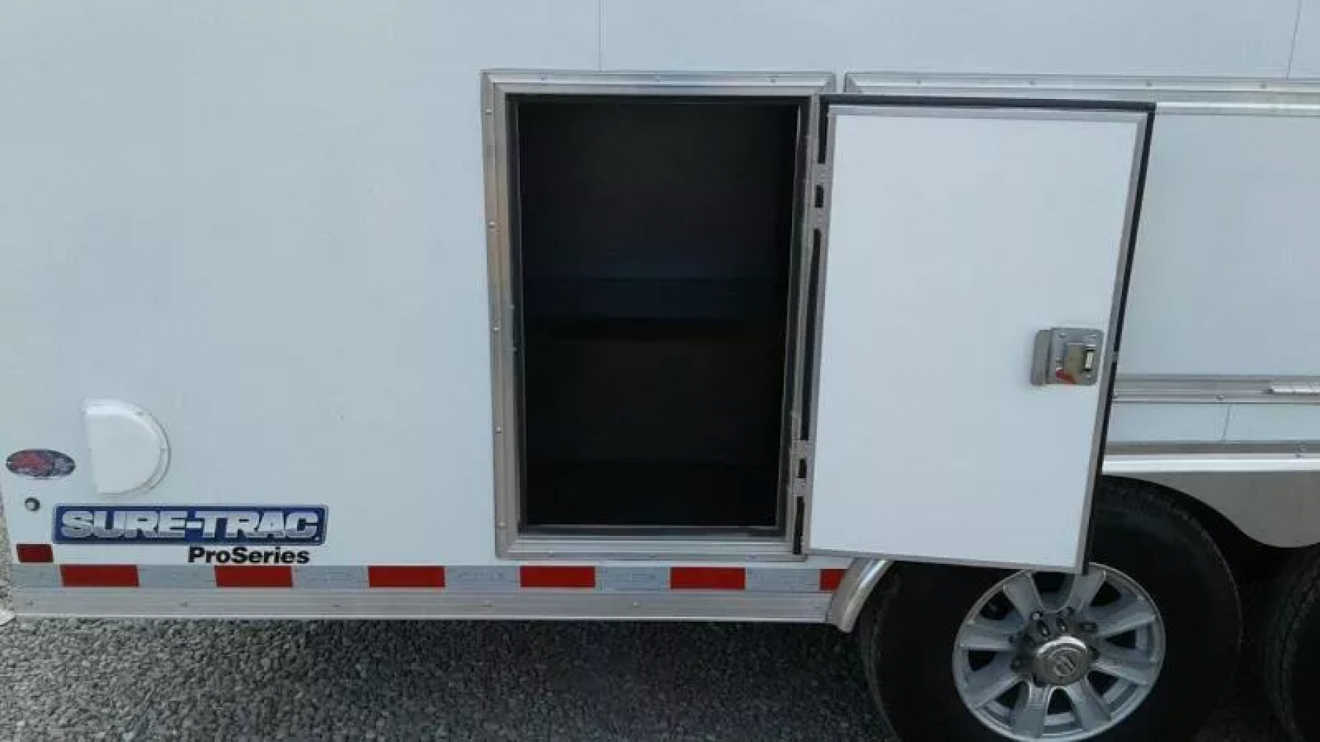 New 2025 Sure-Trac 8.5x20 14K Contractor Pro Enclosed Cargo Trailer