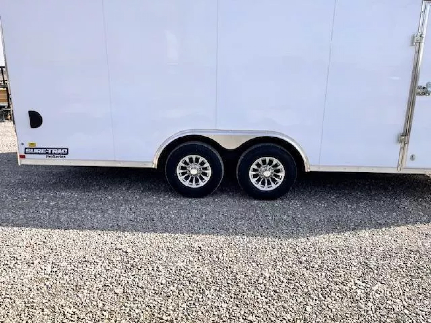 New 2025 Sure-Trac 8.5 x 20 Landscape Pro Enclosed Round Top Cargo Trailer  10K