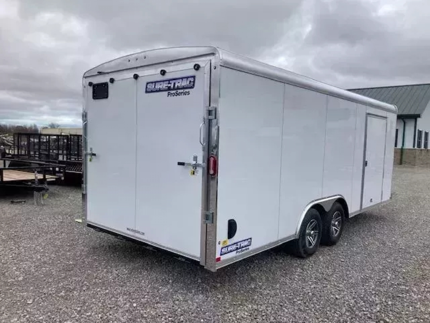 New 2025 Sure-Trac 8.5 x 20 Landscape Pro Enclosed Round Top Cargo Trailer  10K