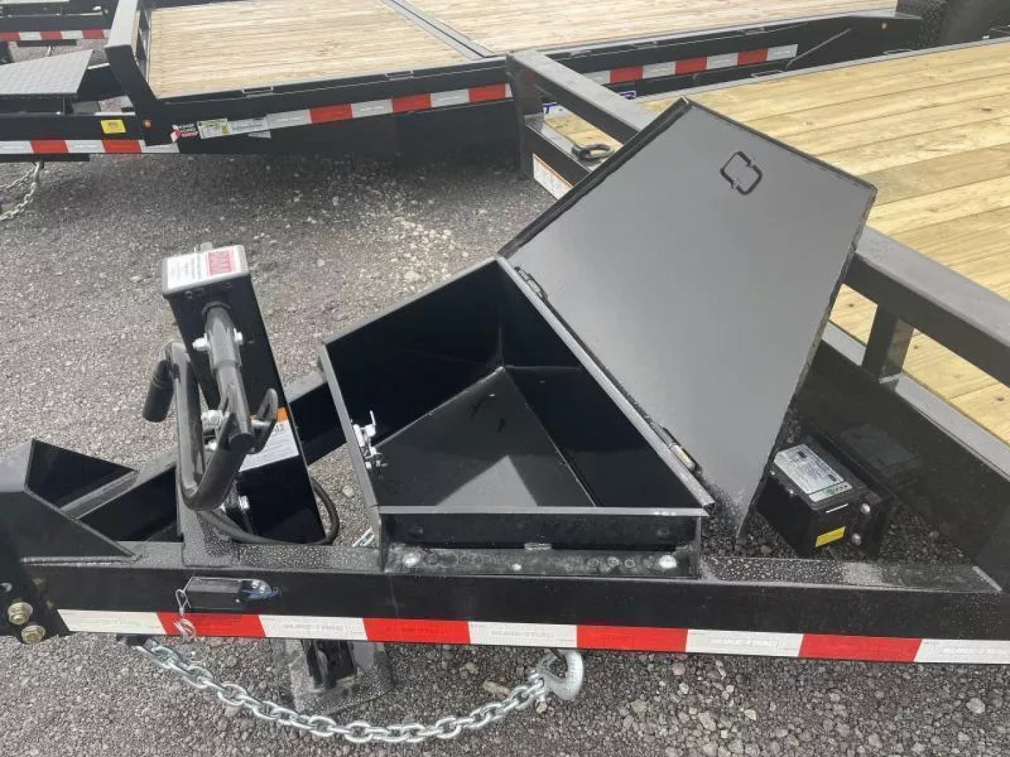 New 2025 Sure-Trac 7x18 14K Equipment Trailer