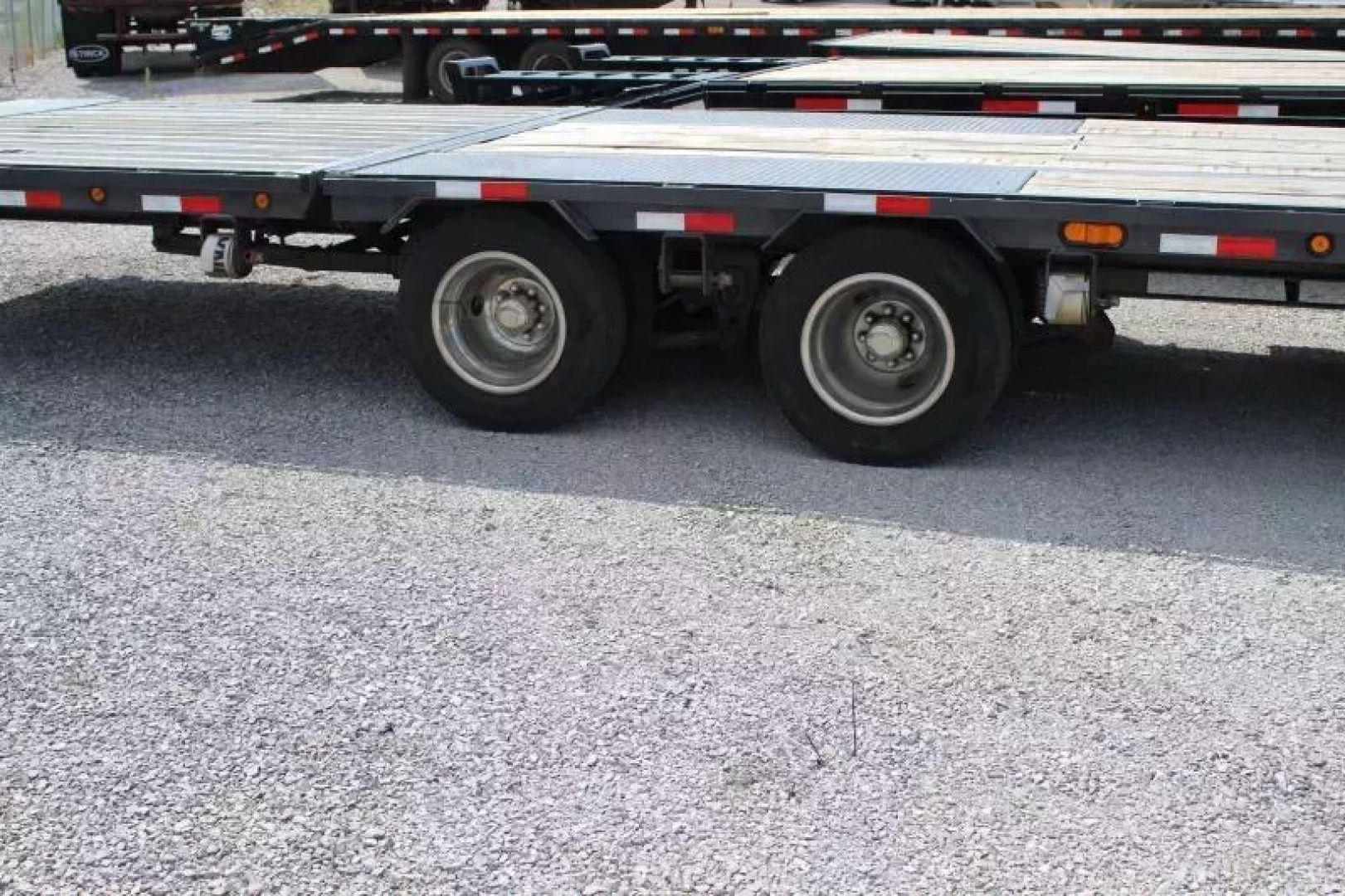 Used 2022 Gooseneck Load Trail Equipment Trailer
